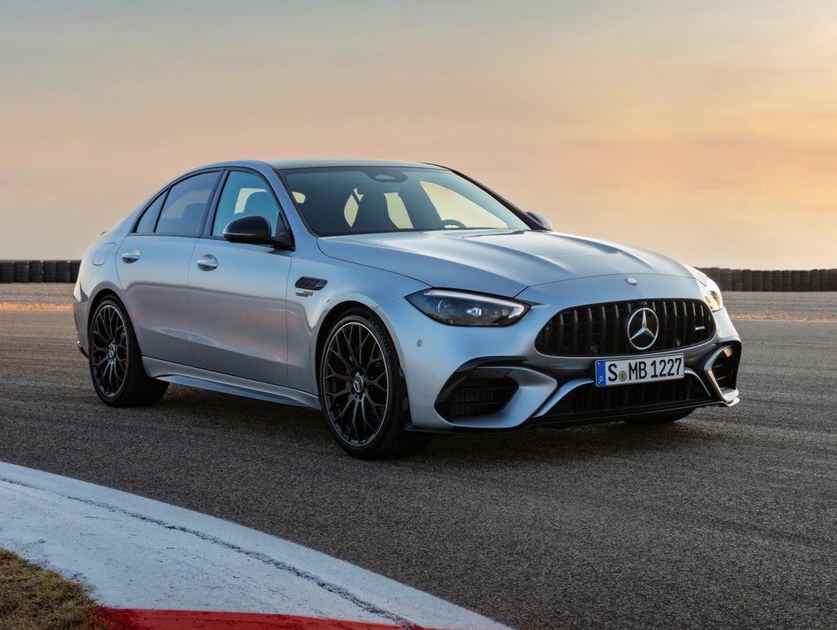 مرسيدس AMG تزيح الستار عن C63 S الجديدة