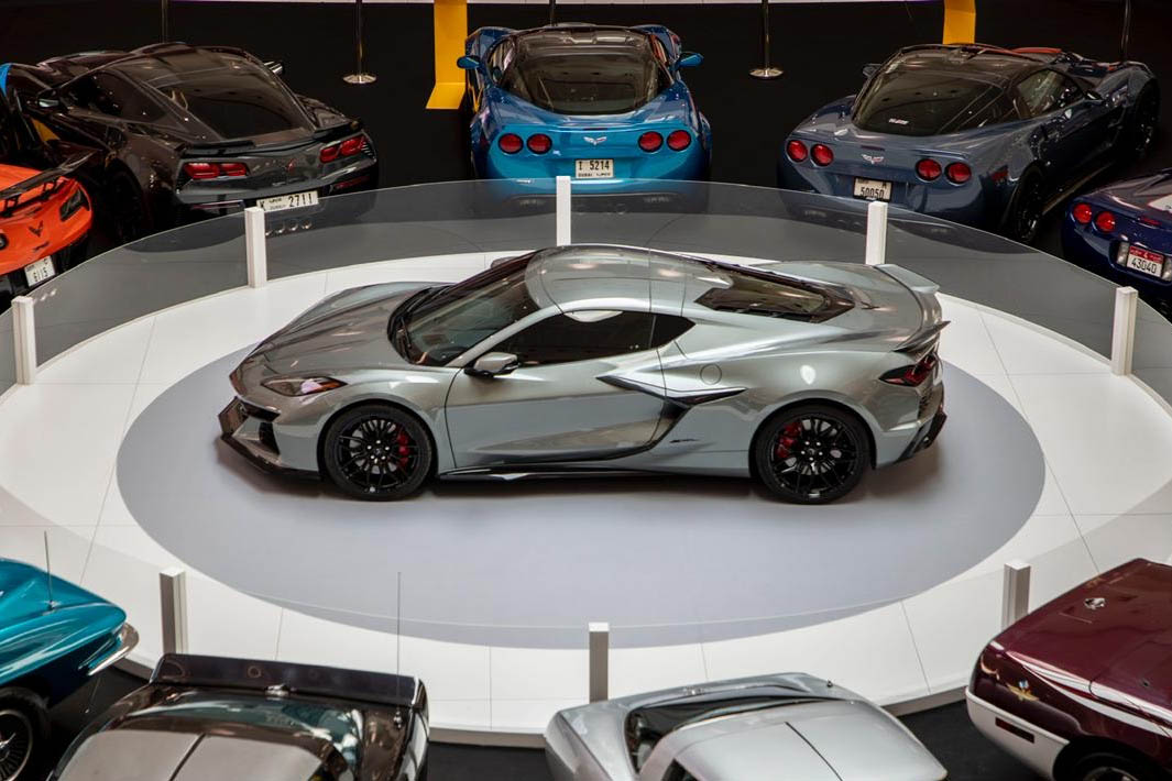 شفروليه كورفيت Z06 الأيقونية للعام 2023 تظهر للمرّة الأولى أمام الجمهور في الإمارات قبيل وصولها إلى المنطقة